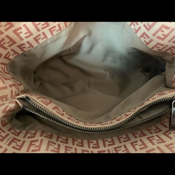 Vintage Fendi Small Handbag - Picture 7 of 7